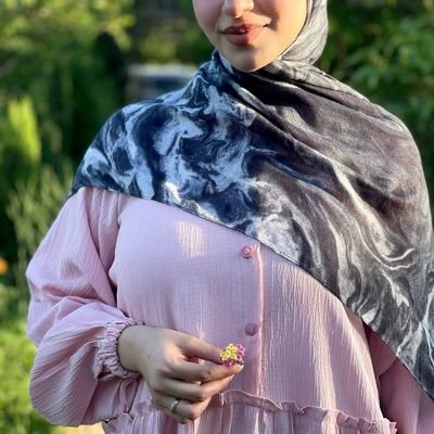 al13as24's profile picture. إن الله يعتني بقلبك نبضةً نبضة  ، 
فإطمئن