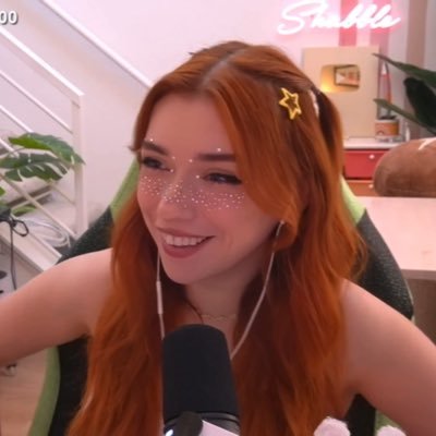 MARIEJ0RDANS's profile picture. 𓏲 ◞ oh, hope is the way out .ᐟ ⟢ @jackietaylorism