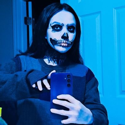 slushyt33th's profile picture. ballpoint pen artist. sesh.