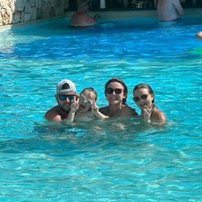 andyb8488's profile picture. NFFC Fan 🔴🔴 & Manager at AFC Normanton FC  ⚫️⚪️