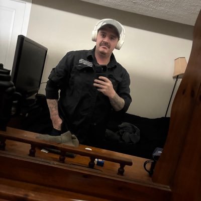 PhilipApplegate's profile picture. D O G E