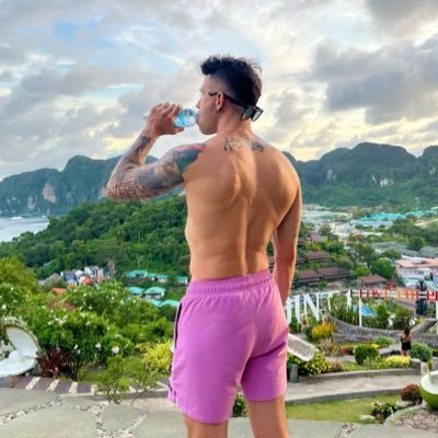 flexmystique's profile picture. 🔬 Evidence-Sourced 🥇 Functional Health and Wellness 👣 Experience-Based Fitness Solutions