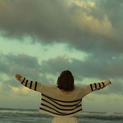 YasmineEma7104's profile picture. I glitch when I’m inspired