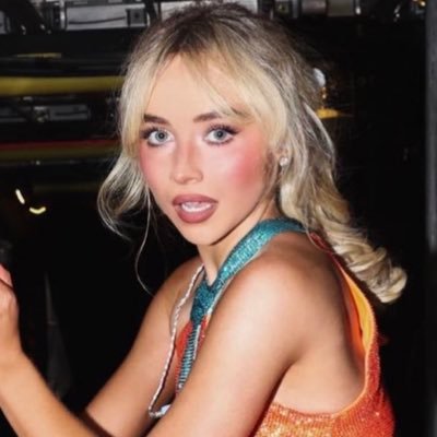 sugarsabs's profile picture. lonely is the muse