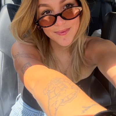 anaferjuarezz's profile picture. life on this earth begins and ends with a heartbeat                                                                                 medtech 🤪