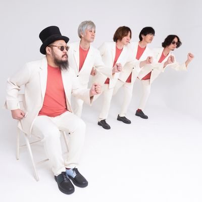 Malts_Orchestra's profile picture. 16周年を迎えベルリン６万人の前でライブをし、アンコールを巻き起こしました！

NEXT LIVE!!
1/15 新代田crossing スナックもるつ!!
4/28 渋谷La.mama レコ発ライブ!!
←←←ぜひきてね！！！

https://t.co/ufrQ7nRz15