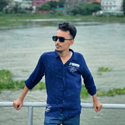 theashifworld's profile picture. 🎓 Political Science (NU) | 💼 Marketing & Business Mind | 💡 Tech, 🎧 Tunes & 🧠 Ideas Builder.