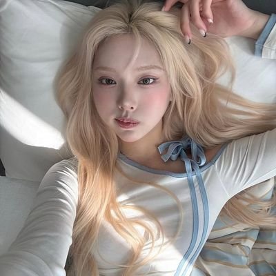 lamvborghini's profile picture. Your comfy corner for top apps 🌿