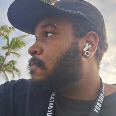 tucas_l's profile picture. desenvolvedor backend sênior e mais qualquer outro blá blá de tecnologia