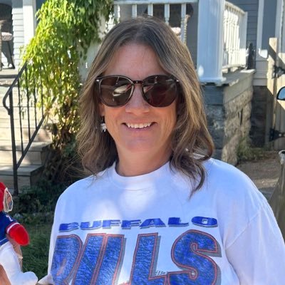 janebflo15's profile picture. Buffalover, Bills, Sabres, Bisons, Bandits, beer & wings, dogs, summer!