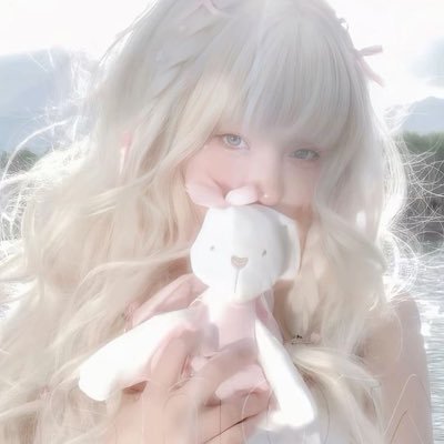 chocylatte's profile picture. ˙☃️ ̟ cw: 59kg 𐔌՞. .՞𐦯 gw: 55kg ⸝⸝ 173cm ─ ☆ving 4 #황현진