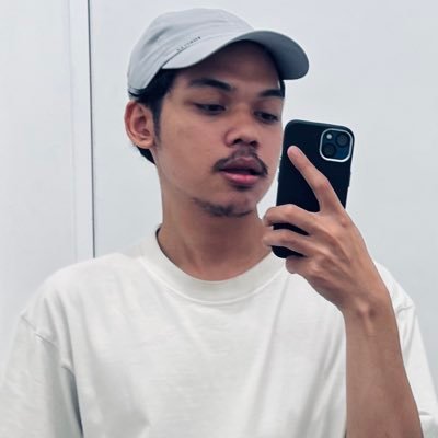 Dhikalol's profile picture. 