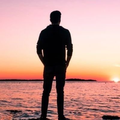 mdr031753474123's profile picture. سفر هزار کیلومتری، با قدم اول شروع می‌شود.