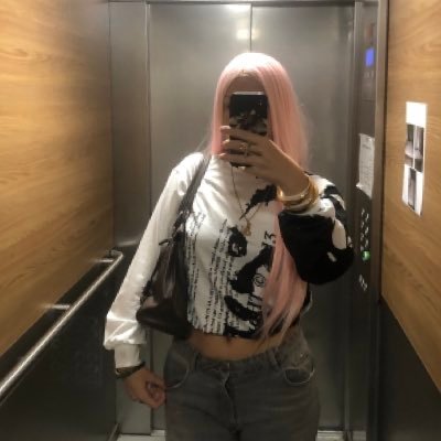 Maelis0911's profile picture. 