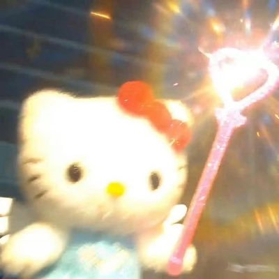 yv_oris's profile picture. 