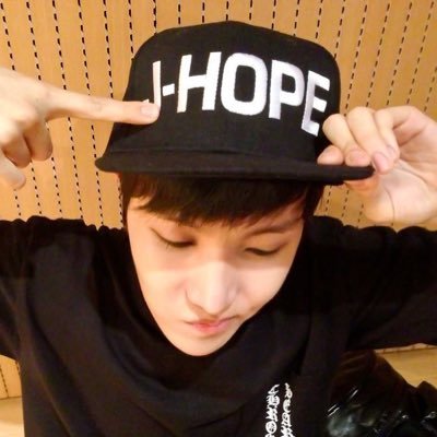 nunchired's profile picture. zubirubiduburibarabidu 아포방포 17 初恋 🍉