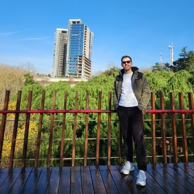 ayktsahiin's profile picture. MÜ 🎓 | Software Developer