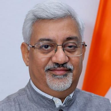 Sunil_Barthwal_'s profile picture. Former Commerce Secretary | Labour Secretary | IAS | King’s College London | St. Stephen’s College | JNU | Village Balori | Uttarakhand