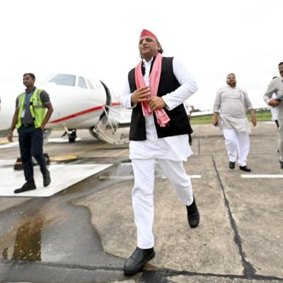 Ayush3030's profile picture. Socialist