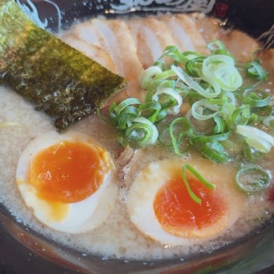 charsiuabitai's profile picture. 46にもなるとねすぐ胸焼けするんだでも脂は飲み物だから大丈夫なんだ🐖バイク乗りの皆様無言フォローして申し訳ございません バイク乗りは100%フォロバします。 #無言フォロー大歓迎 #バイク乗りと繋がりたい #レブル #hondarebel1100 #bikelife