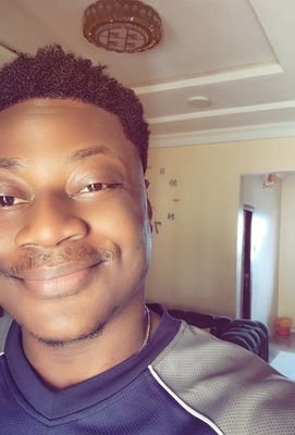 Dah_niii's profile picture. Geophysicist 🎓 | Tired Nigerian 🇳🇬 | Fortnite grinder 🎮 | Twitch streamer 🎥 @King_dani3l_ | New here… kinda