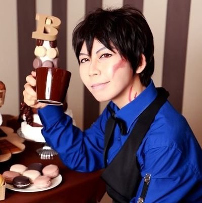 rougayatsuki's profile picture. 腐ったOTK。41歳。 コスしたり文字書いたりしてます。5️⃣🐯、キャギぐ♂、🐝⚡️🐝書きたい。血界/戦国史/戦国bsr/T&B/黒バス/桃組/FGO/呪術廻戦好。🥷🥚🥷ミュ再熱中。 同志はフォローご自由に。たまにコス写真テロし〼。