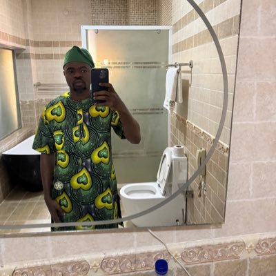 hayaatou's profile picture. #LoverOfGoodMusic To know me is to love me👌