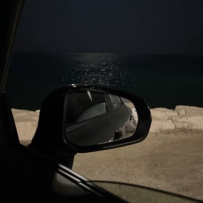 oexxw's profile picture. أعالج همومي بتشتيتها ..