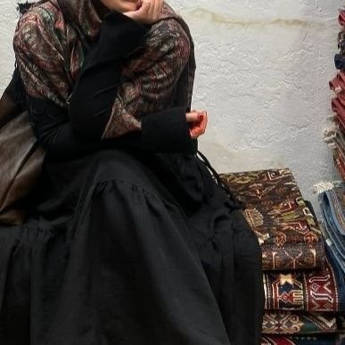 midnalore's profile picture. I'd cry my eyes violet j'ai le monopole du bon goût