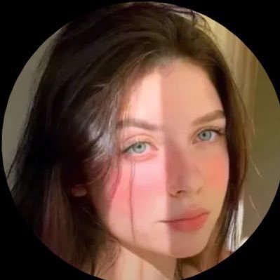 Queen__H25215's profile picture. مهندسه ديكور مصريه 🇪🇬❤️اسكندرانية 🌊 🦅عضو الجمعيه العموميه بالنادي الاهلي 🔱 الخطيب. ❤️🦅❤️الخاص ممنوع 🚫