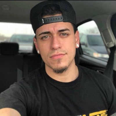 EpinEfrenn's profile picture. 