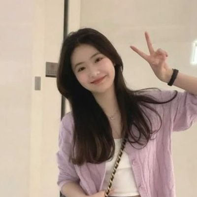 simuulate's profile picture. 🌷₊˚⟡₊𝑴𝒊𝒏𝒕𝒊𝒏𝒈 𝑪𝒐𝒕𝒕𝒂𝒈𝒆˚₊ ₊ cool breeze carries laughter in glass jars