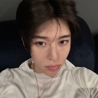 jeongpeachy972's profile picture. 