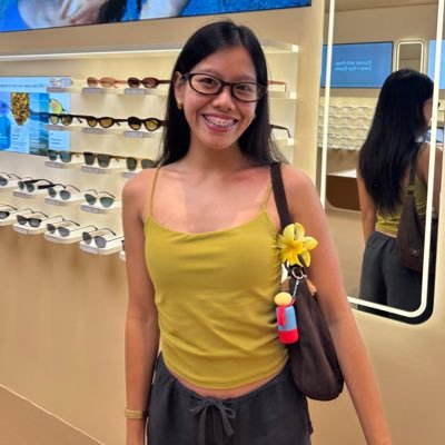 NicoleCyla's profile picture. 