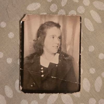 theukpa86's profile picture. music, animal lover,reading, reality tv(guilty pleasure), cooks(??). sense of humor: )   enjoys all sports. Be yourself & be kind