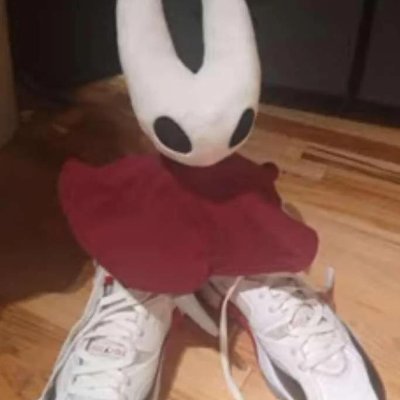 MiguelSala_'s profile picture. Camino una línea bizarrisima entre la seriedad total en algunas cosas y la comedia caótica en otras, si no has oído hablar de mi, tranquilo, la mayoría tampoco.