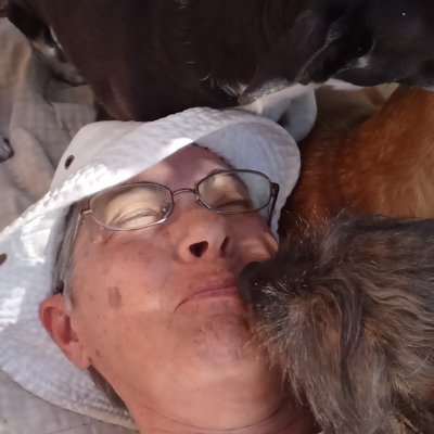 Smugcat10's profile picture. Right TBPI 1963; so basically doing things with one arm tied behind my back. No MAGA's.
♏🦂🏜🙏🖖✌🍀🎶🌻🐾🌊🌊💙💙
Also @smugcat10@bsky.social