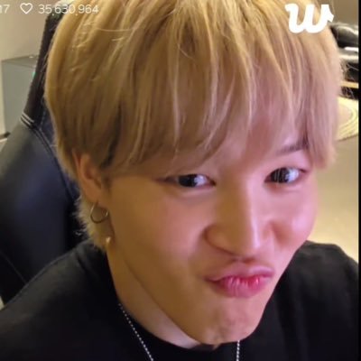 lostintheelight's profile picture. Smelly cat, smelly cat