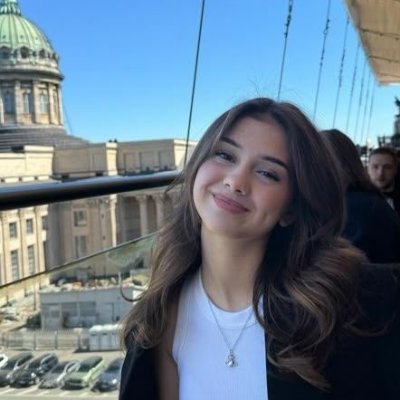 zararose0725726's profile picture. Freelance Artist | Open for Commissions