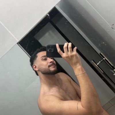 lusquinhasp's profile picture. nobory yes door