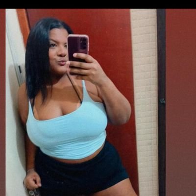 _juliasramos's profile picture. ✨️