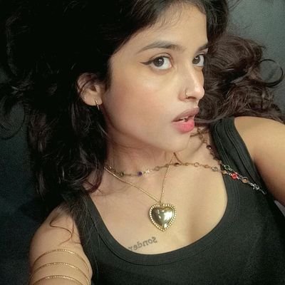 v4nsh1kaa's profile picture. 🇵🇸