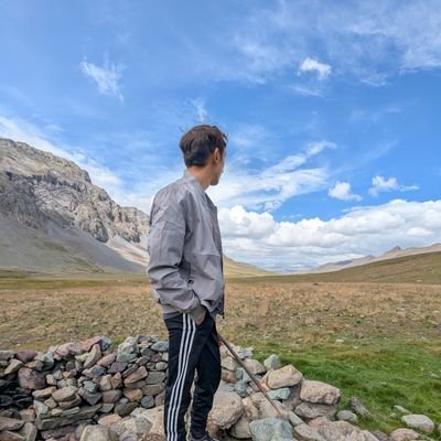 hassanabbas1030's profile picture. A student 🌺| IBA'28| Kharmang GB