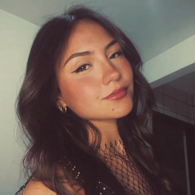 LarinhaBer00's profile picture. 