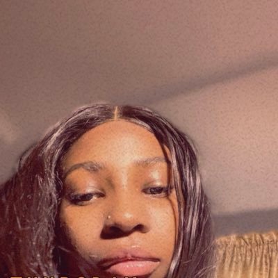 withTolu's profile picture. Tweets hotter than your situationship 💅🏽