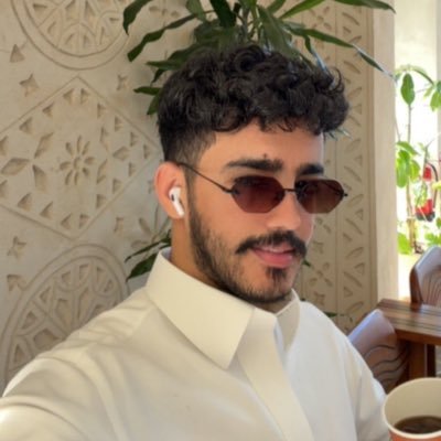 itezuz's profile picture. lab medicine specialist at NGH, 🩸 || Graphic Designer | حساب شخصي ⚠️