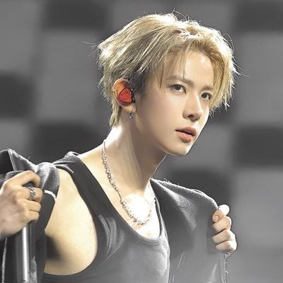 haeeseungg's profile picture. 𝐧𝐨𝐭 𝐫𝐞𝐚𝐥 ㅡ #heeseung of #enhypen ㅡ ᴊᴜsᴛ ᴀʟʟ ᴀʙᴏᴜᴛ ʜɪᴍ