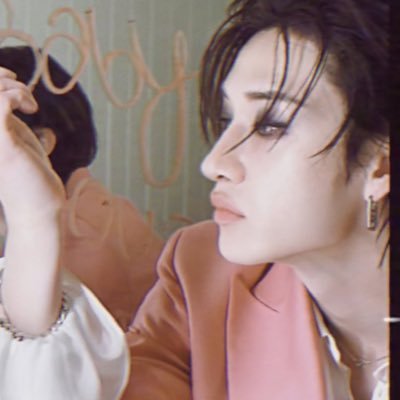 jjamatron's profile picture. i can’t stop jjamming all over the place helpf me • skzloona first life second • SOSU🍉