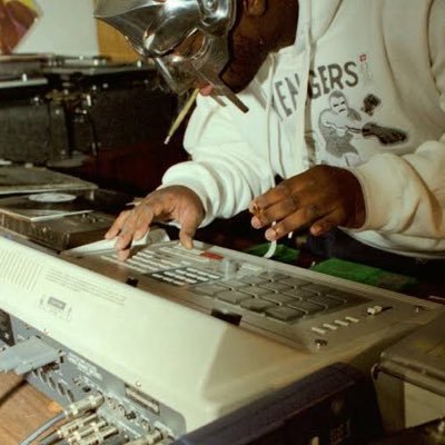 eljuezfred666's profile picture. 