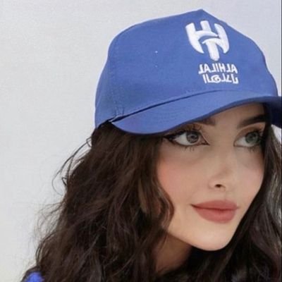 hlalyh68048's profile picture. 